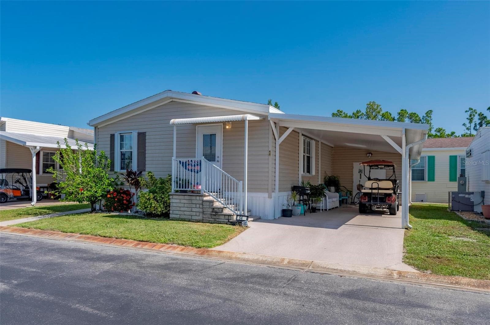 Manufactured Home at 1000 KINGS HWY #54, PORT CHARLOTTE, photo 2 of 57