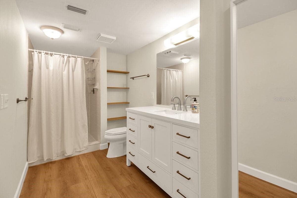 Primary Bathroom - 2753 ORCHID OAKS DR #104, SARASOTA