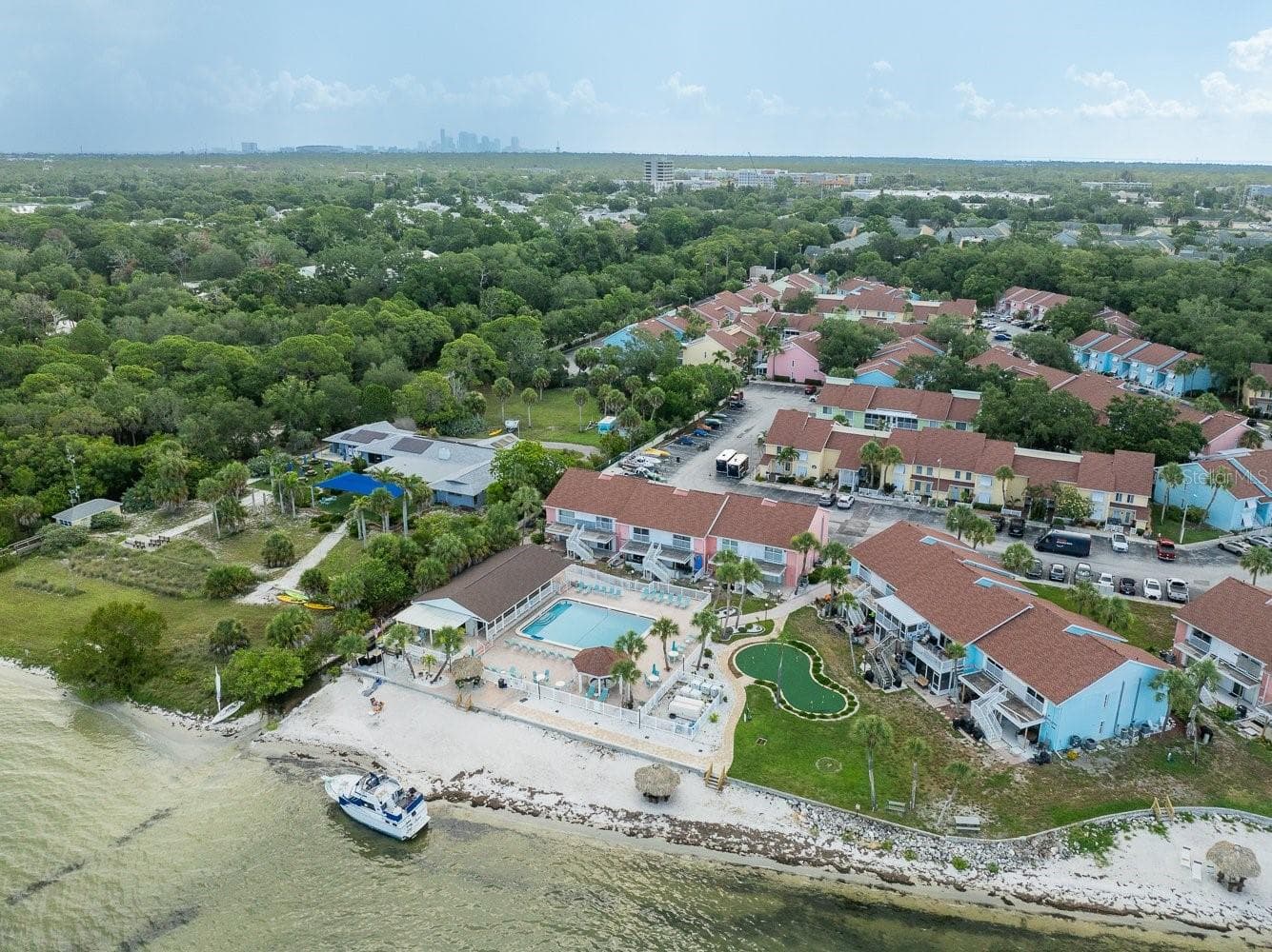 Condominium at 3640 41ST LN S #72E, ST PETERSBURG, photo 9 of 40