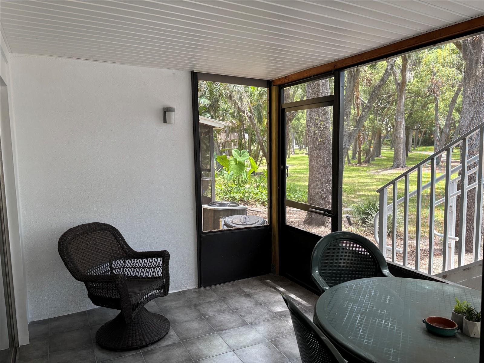 Condominium at 3640 41ST LN S #72E, ST PETERSBURG, photo 31 of 40