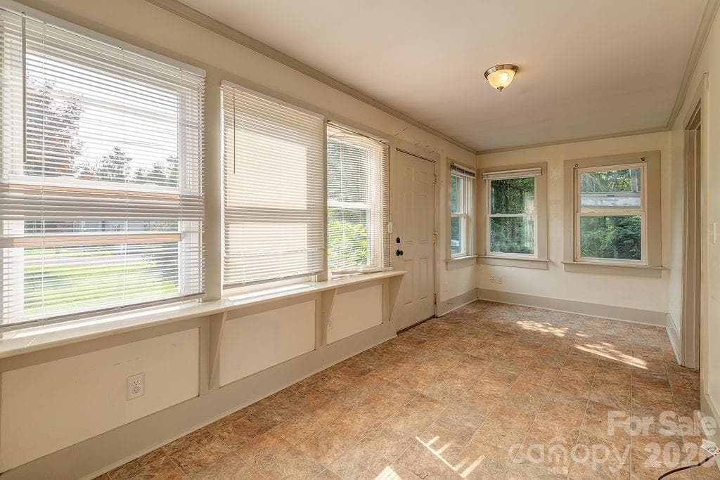 Single Family Residence at Asheville, photo 3 of 28