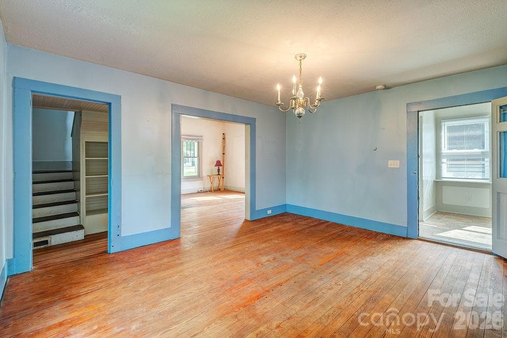 Single Family Residence at Asheville, photo 15 of 28