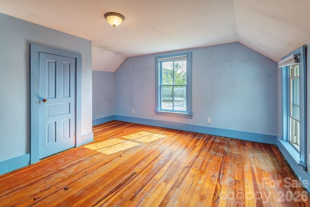 Single Family Residence at Asheville, photo 19 of 28