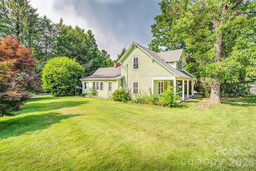 Single Family Residence at Asheville, photo 23 of 28