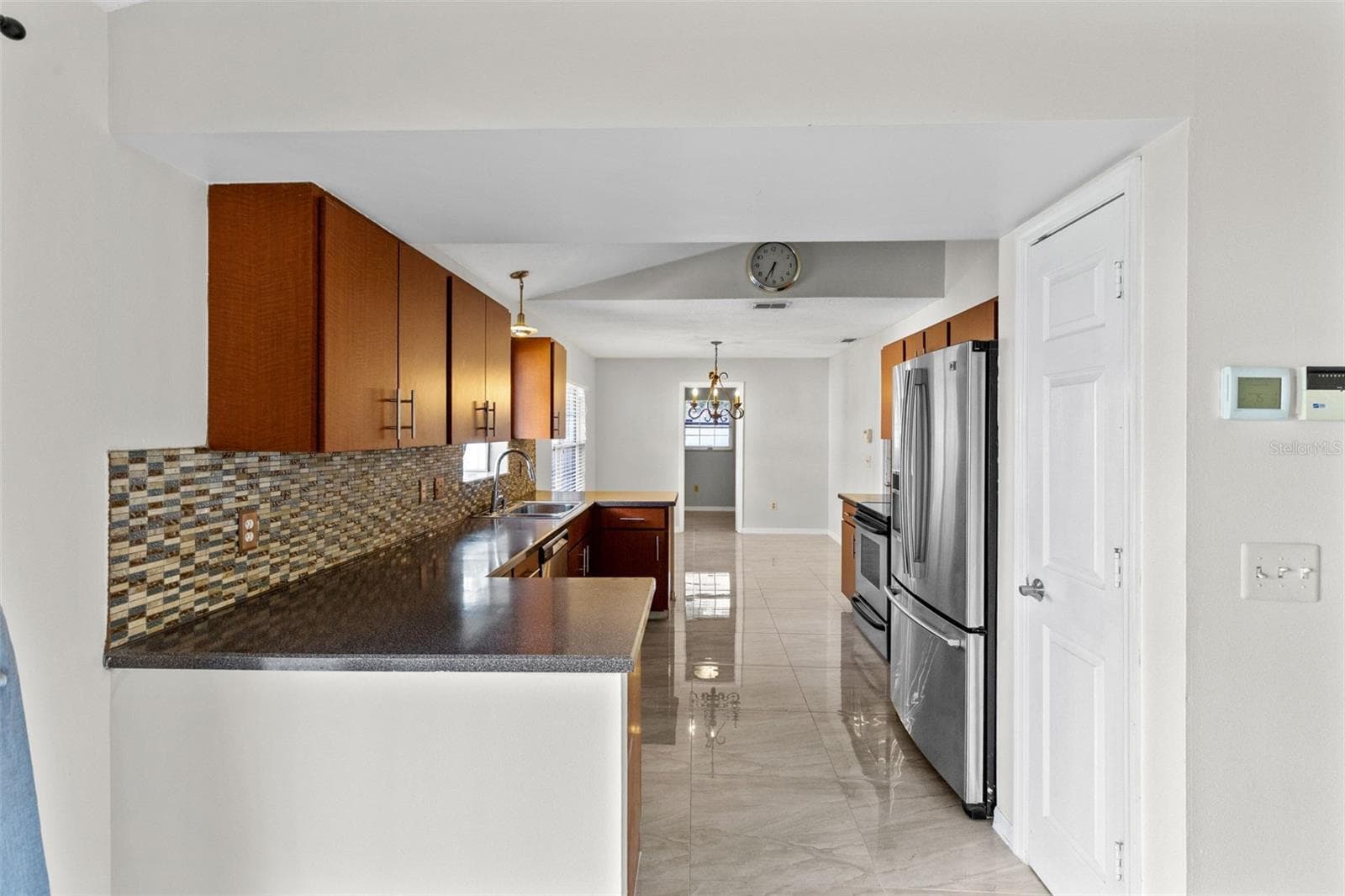 Single Family Residence at 2780 PASEO AVE, ORLANDO, photo 6 of 32