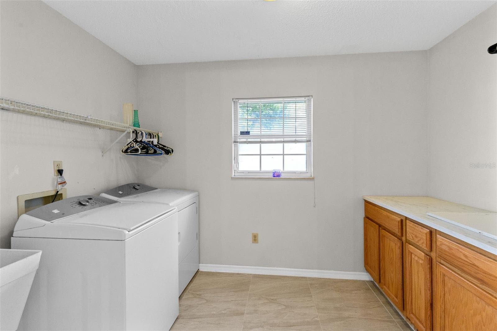 Single Family Residence at 2780 PASEO AVE, ORLANDO, photo 9 of 32