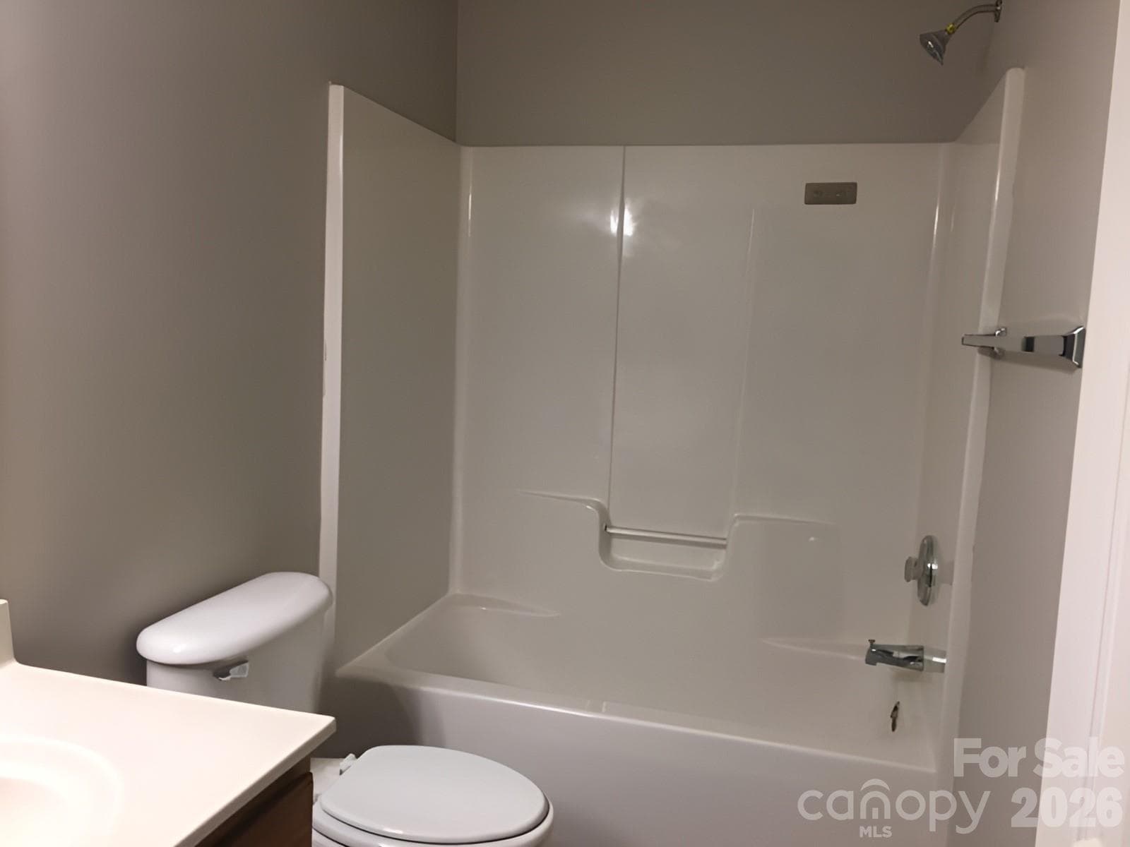Bathroom 1 - Charlotte