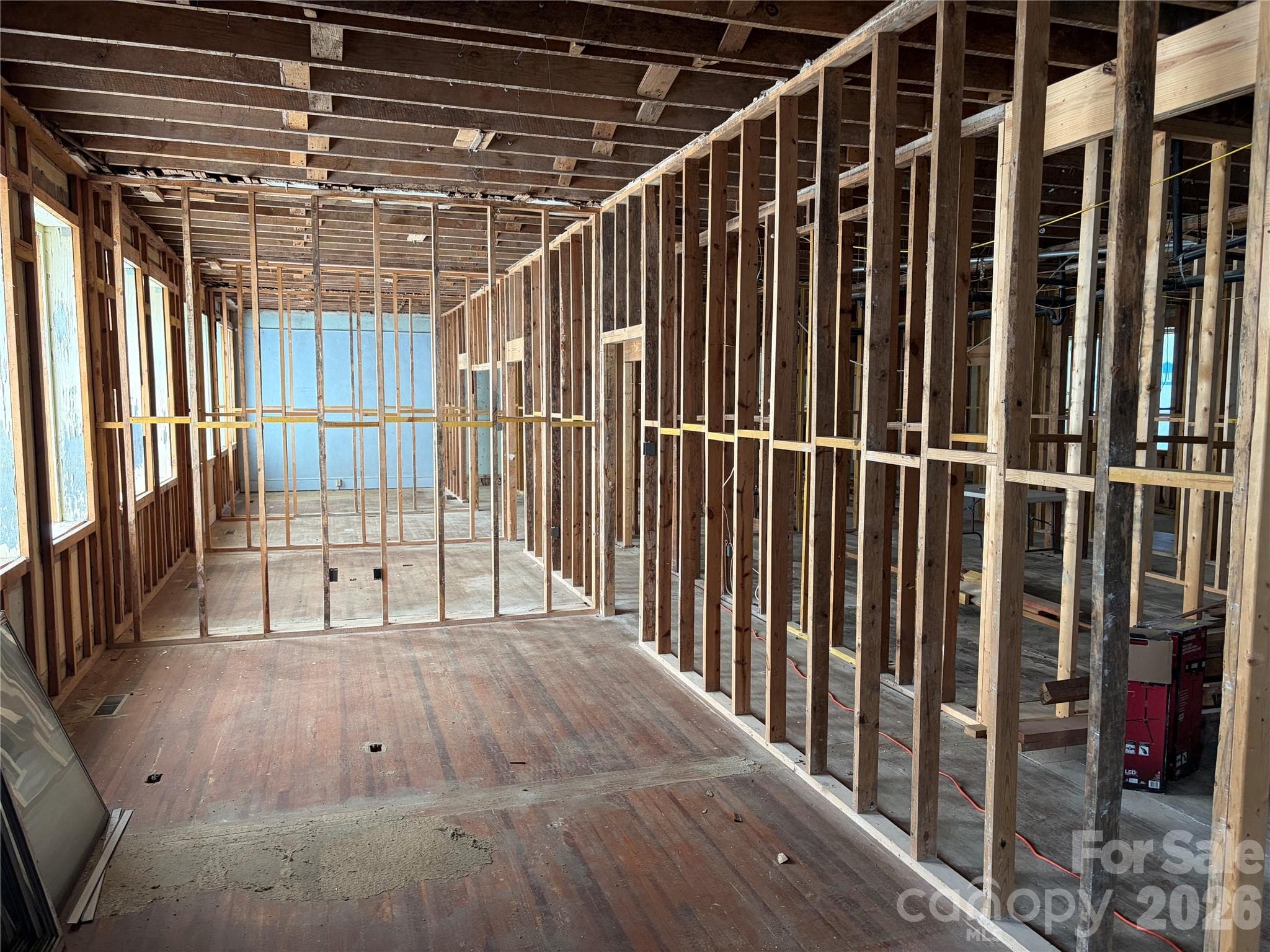 Front building - 122 Frazier Loop, Troutman