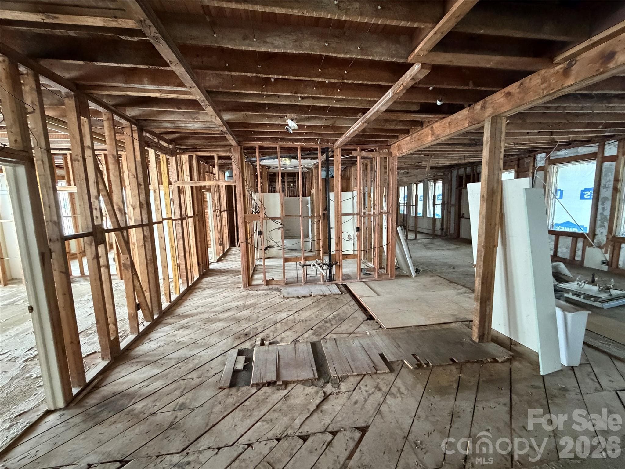 Front building - 122 Frazier Loop, Troutman