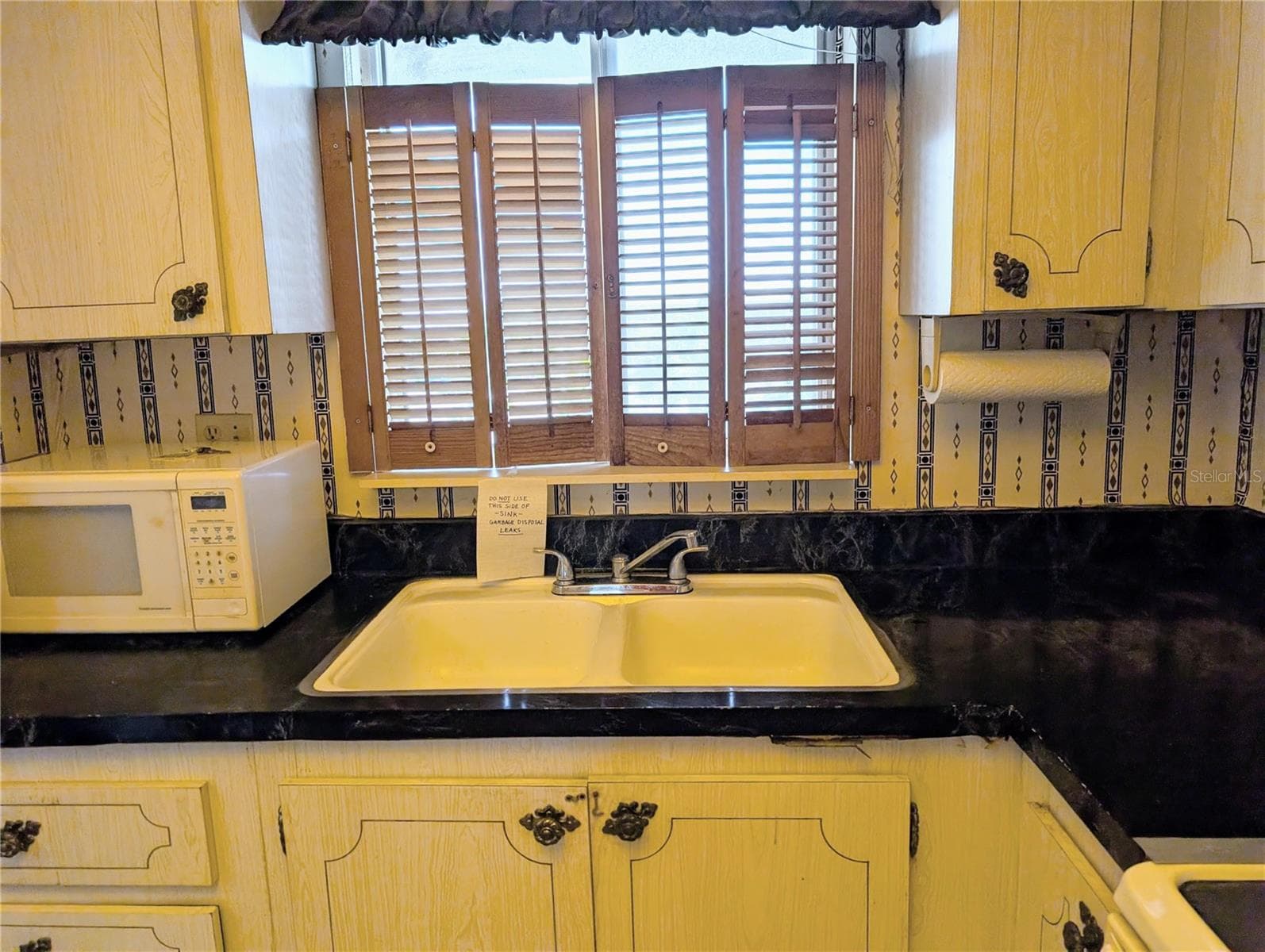 Condominium at 3714 LAKE BAYSHORE DR #K-418, BRADENTON, photo 4 of 33