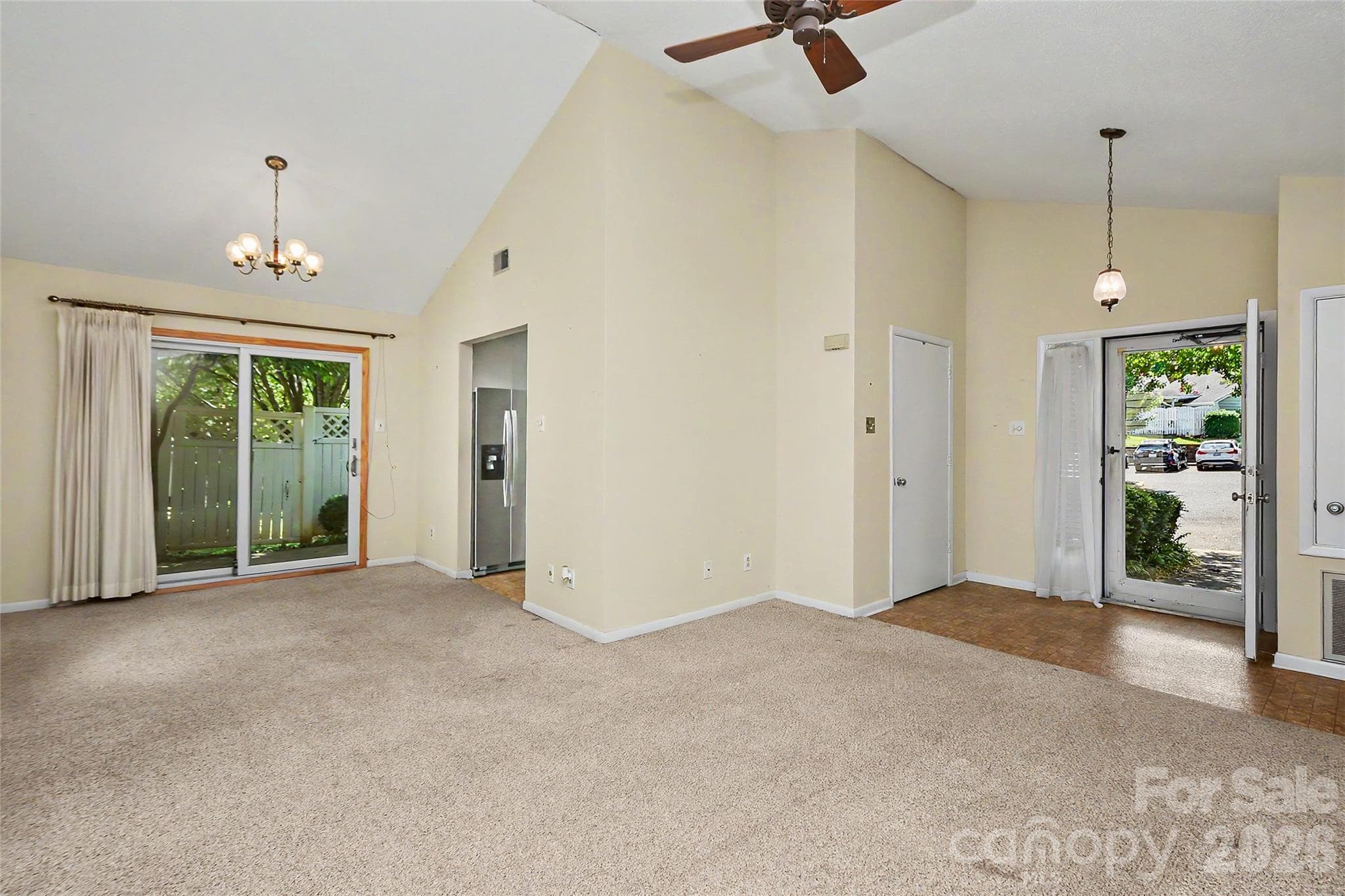 Townhouse at 807 Sardis Cove Drive, Charlotte, photo 33 of 35