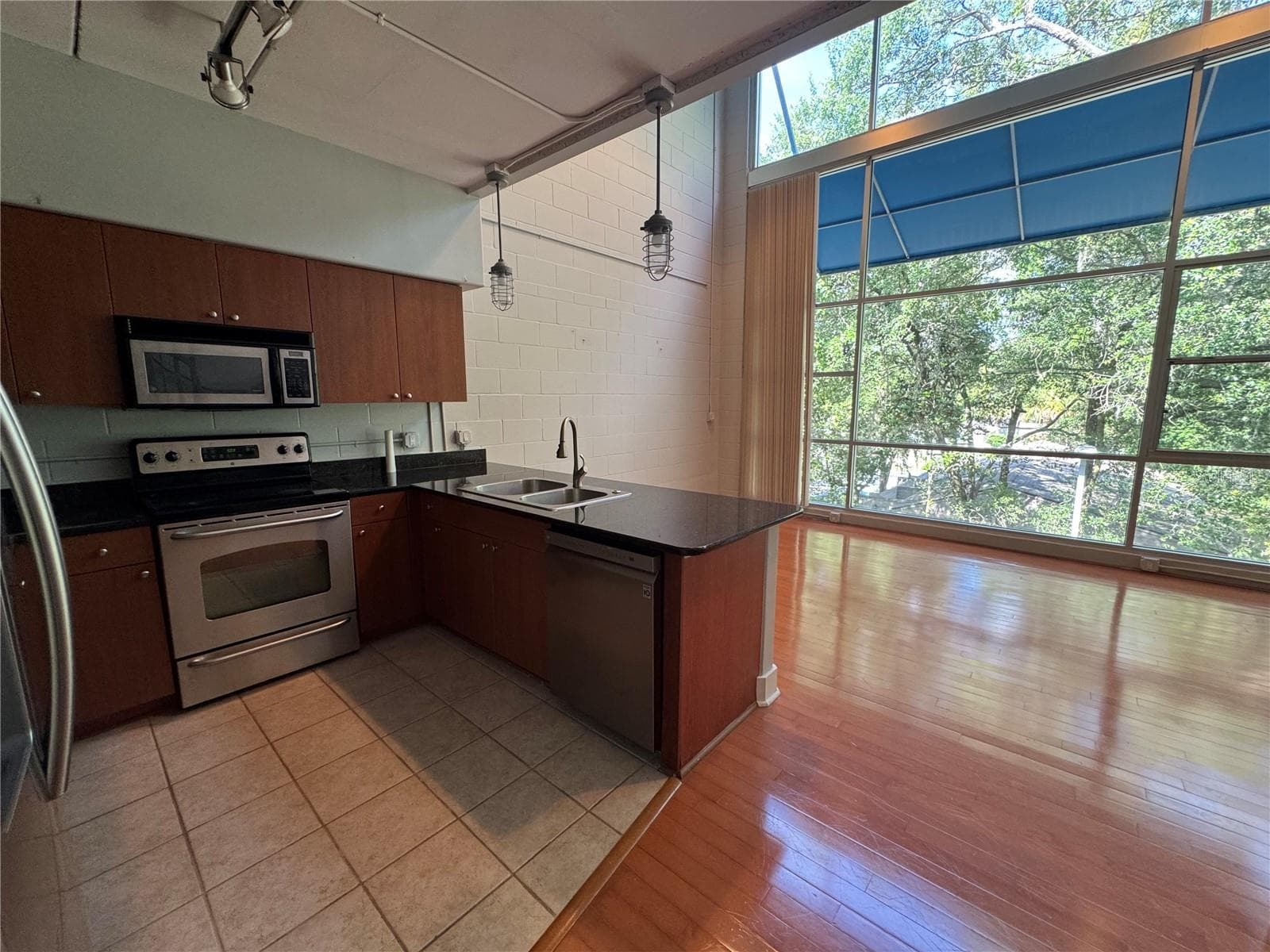 Condominium at 2515 SW 35TH PL #209, GAINESVILLE, photo 7 of 22