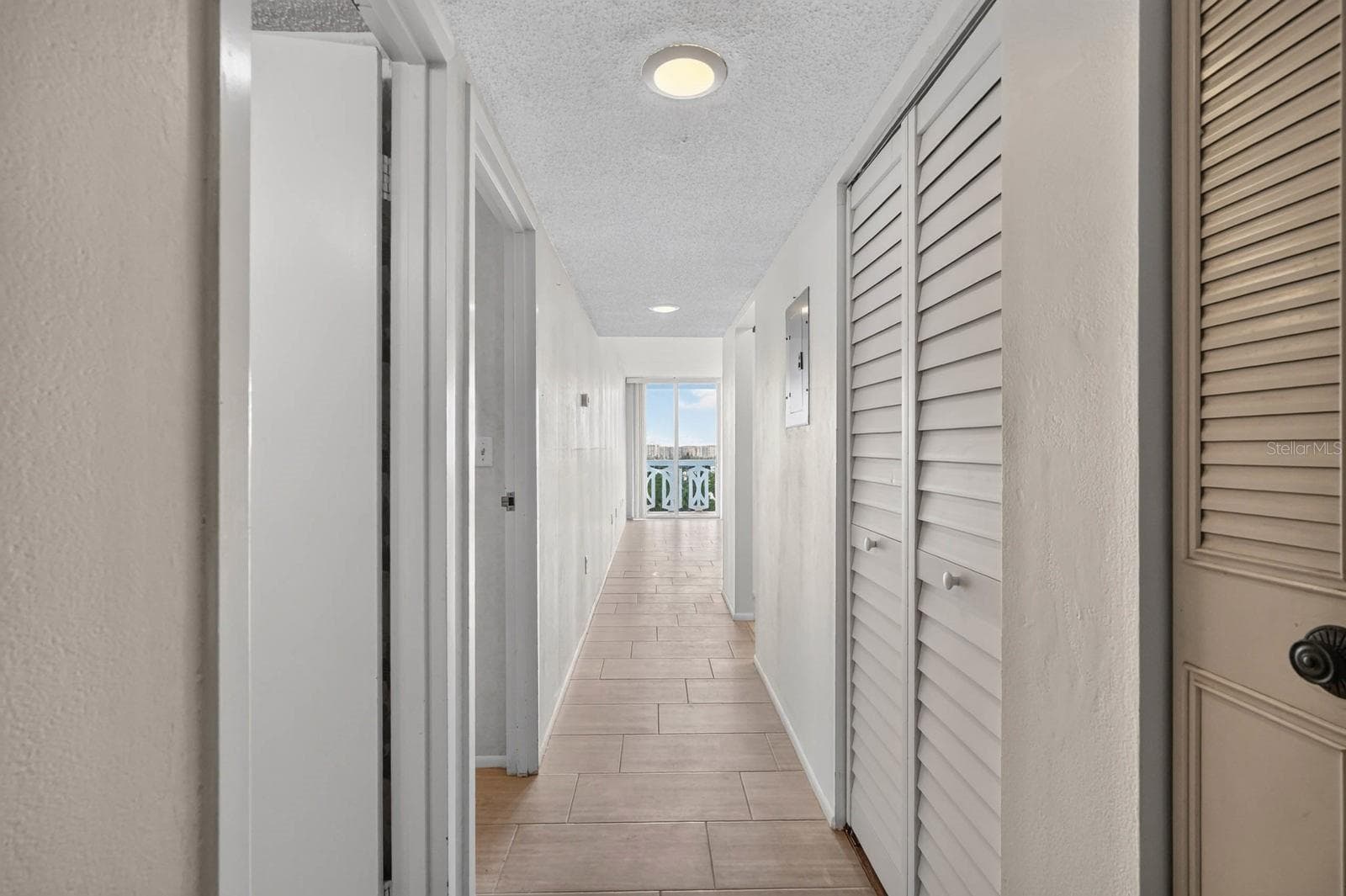 Condominium at 925 N HALIFAX AVE #710, DAYTONA BEACH, photo 4 of 37