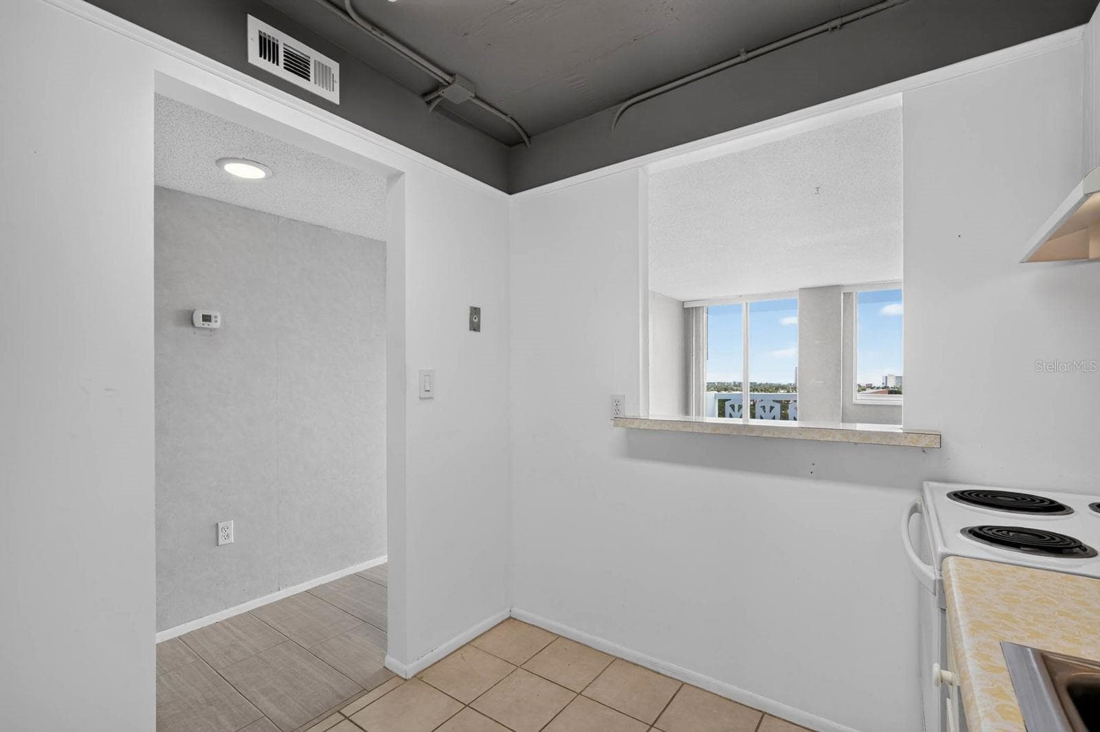 Condominium at 925 N HALIFAX AVE #710, DAYTONA BEACH, photo 13 of 37