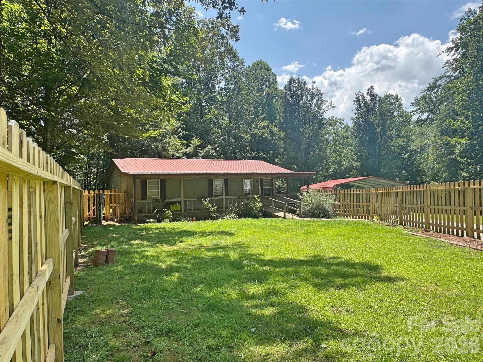 Single Family Residence at Nebo, photo 2 of 44
