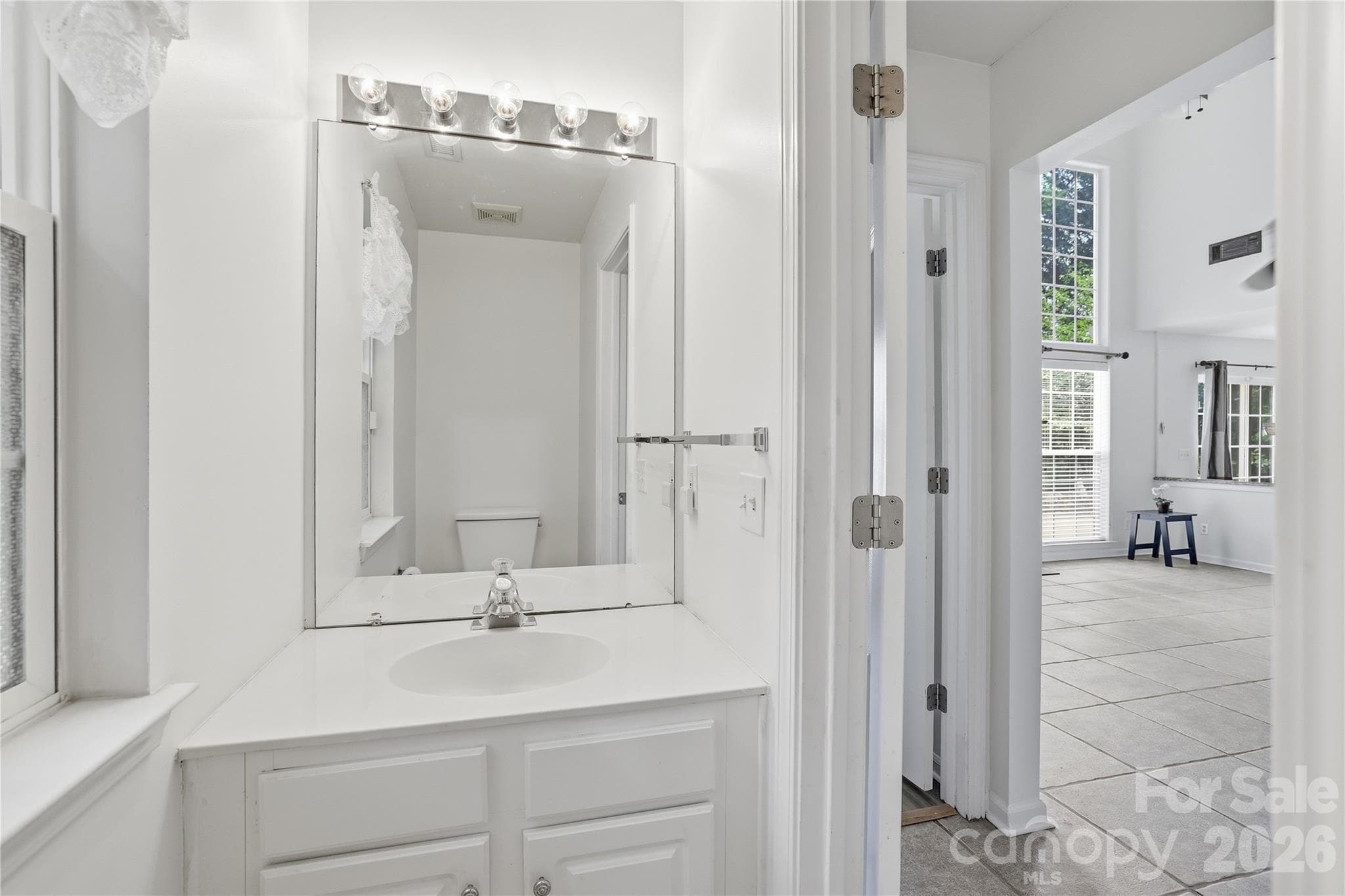 Single Family Residence at 11926 Hawick Valley Lane, Charlotte, photo 19 of 44