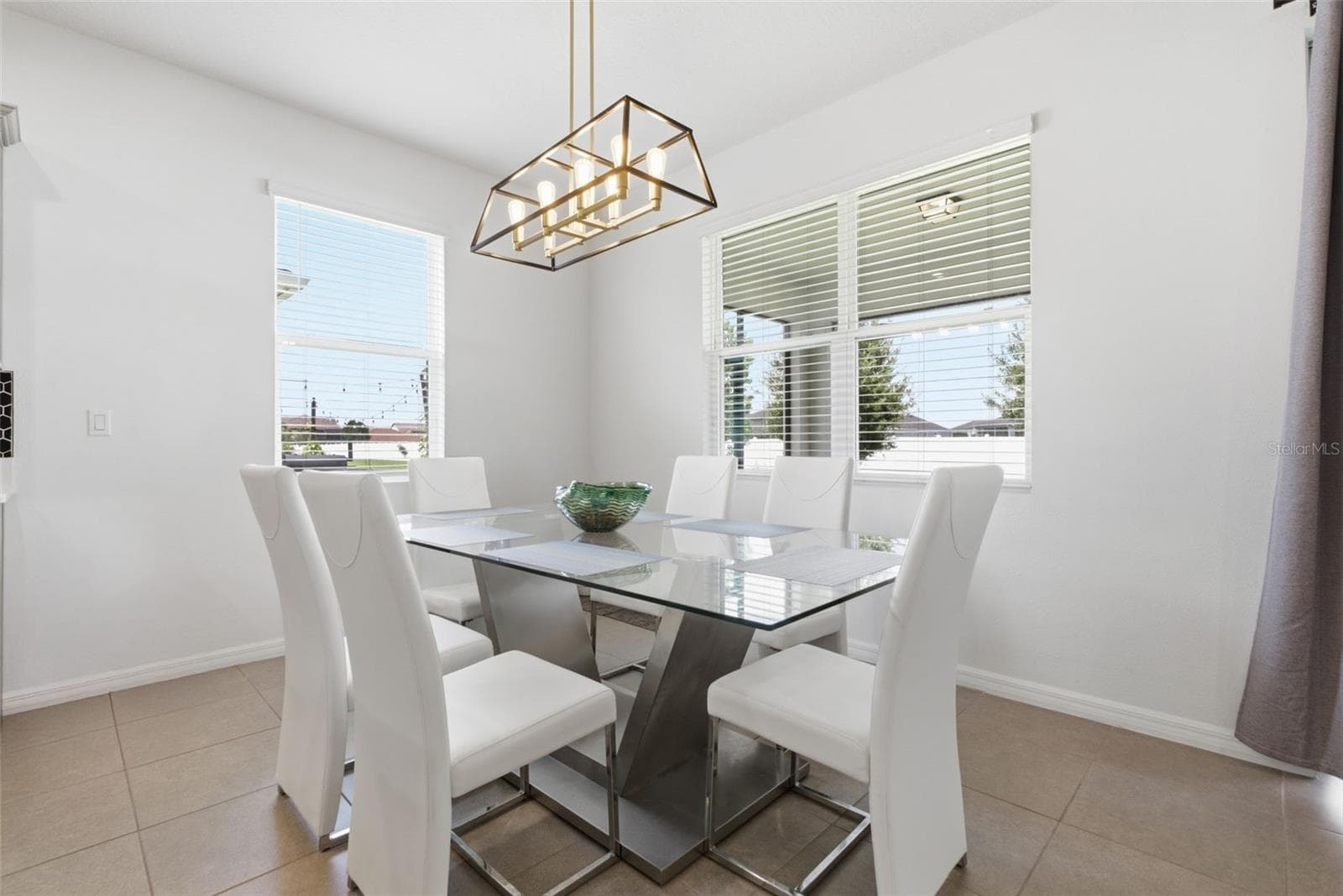 Single Family Residence at 13237 WATERLEAF GARDEN CIR, RIVERVIEW, photo 16 of 69