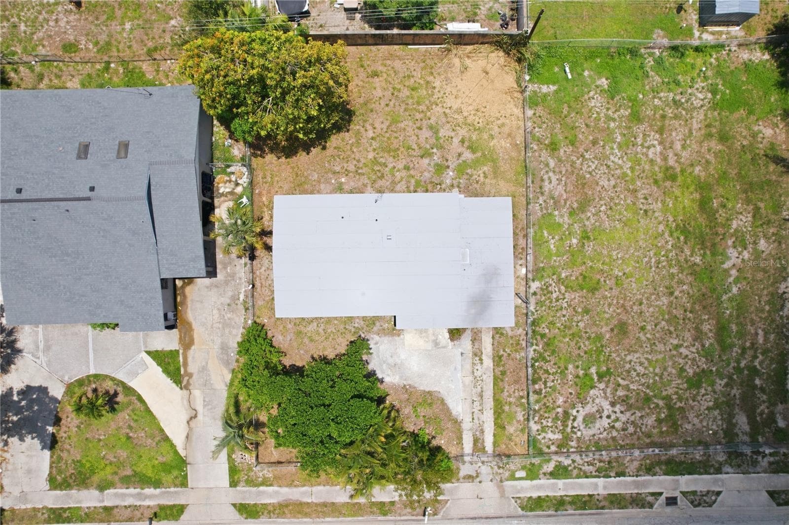 Single Family Residence at 1629 PAWNEE ST, FORT MYERS, photo 26 of 30