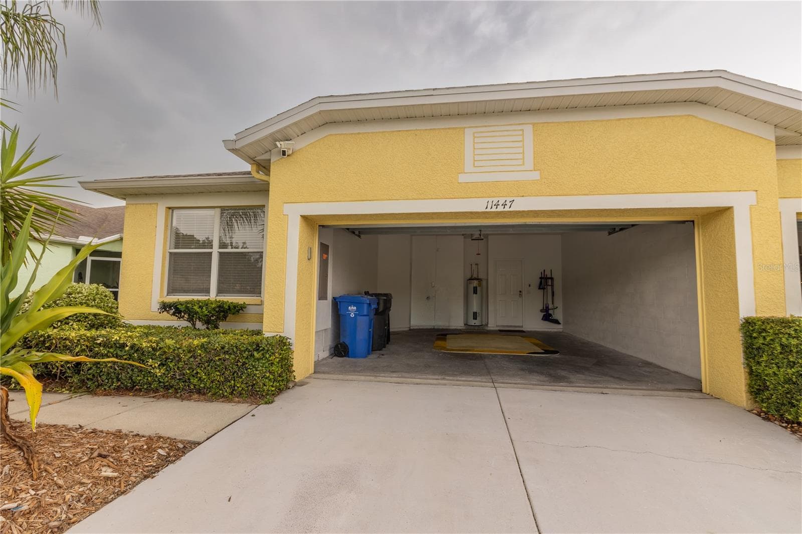 Villa at 11447 CAPTIVA KAY DR, RIVERVIEW, photo 27 of 46
