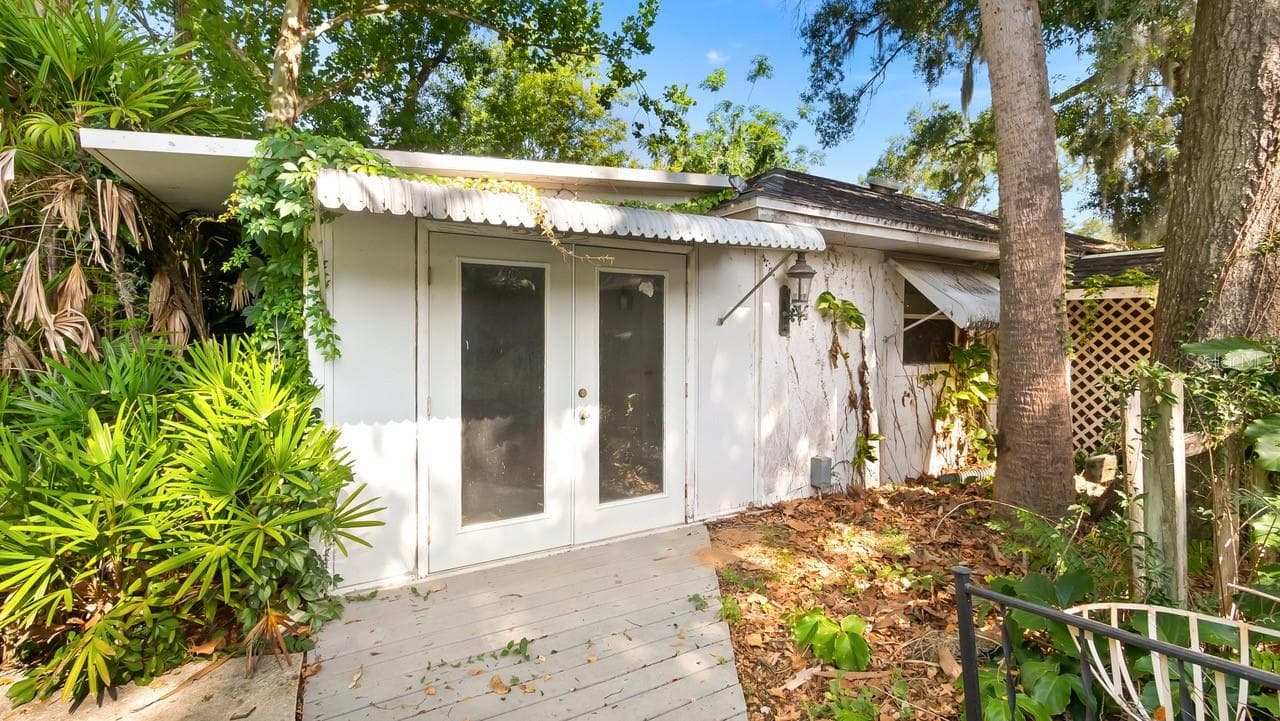 Single Family Residence at 127 E LAUREL AVE, HOWEY IN THE HILLS, photo 28 of 54