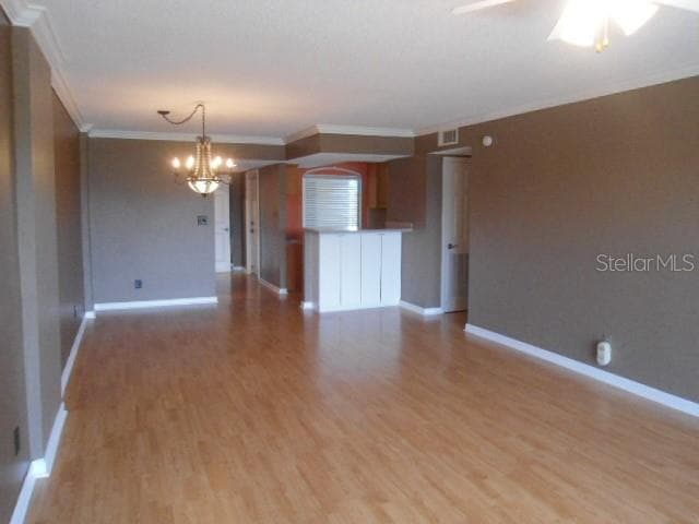 living room - 2700 COVE CAY DR #5D, CLEARWATER