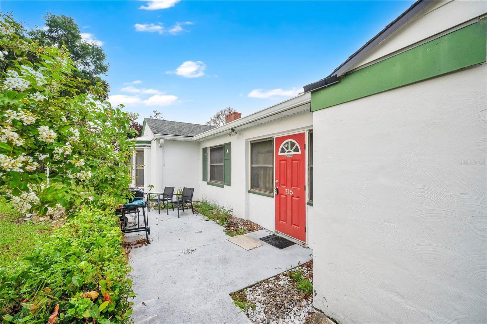 Single Family Residence at 715 AVENUE B SW, WINTER HAVEN, photo 4 of 25