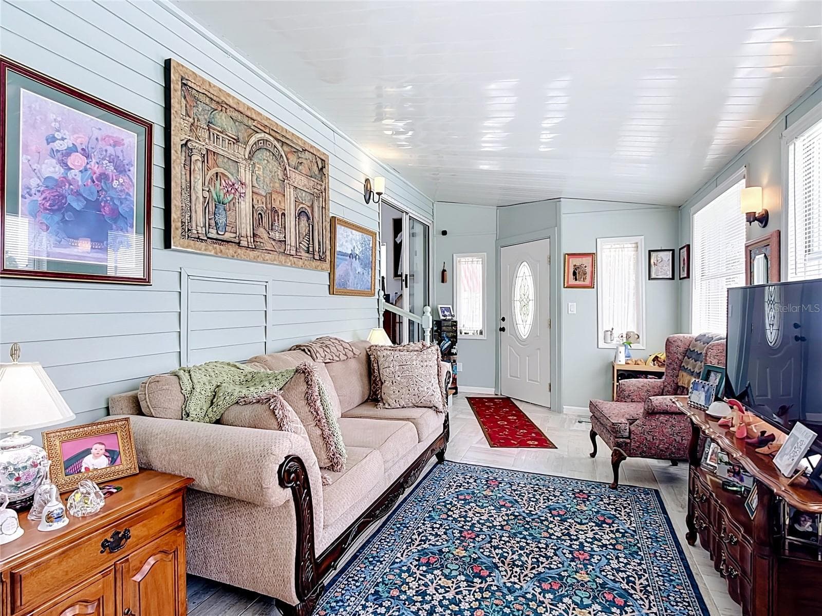 Living room - 9000 US HWY 192 #297, CLERMONT