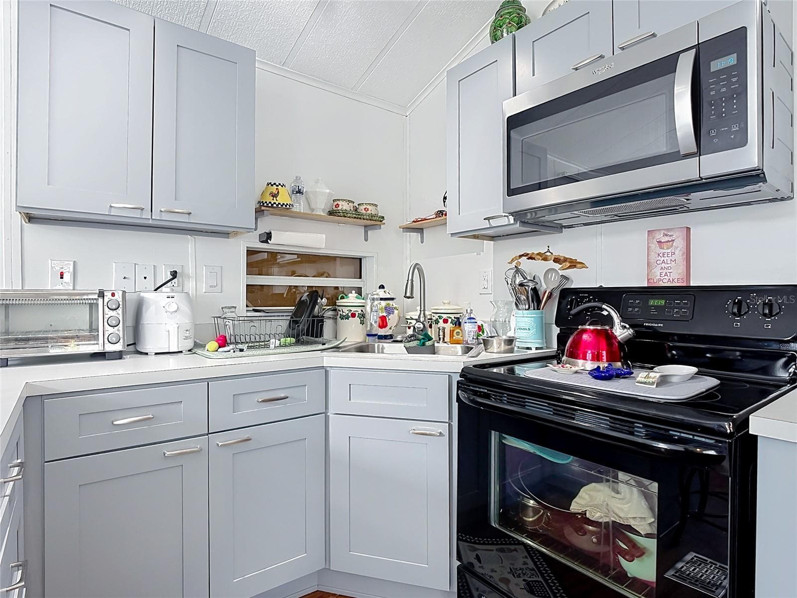 Kitchen - 9000 US HWY 192 #297, CLERMONT