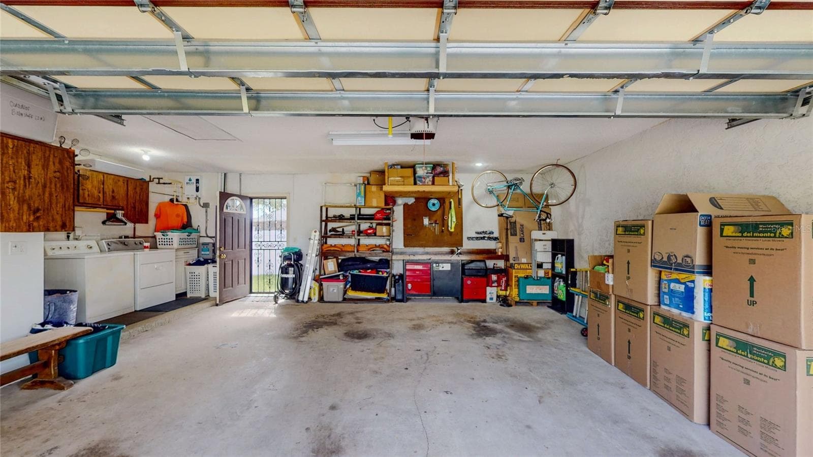 Garage - 6960 PINECREST LN N, PINELLAS PARK