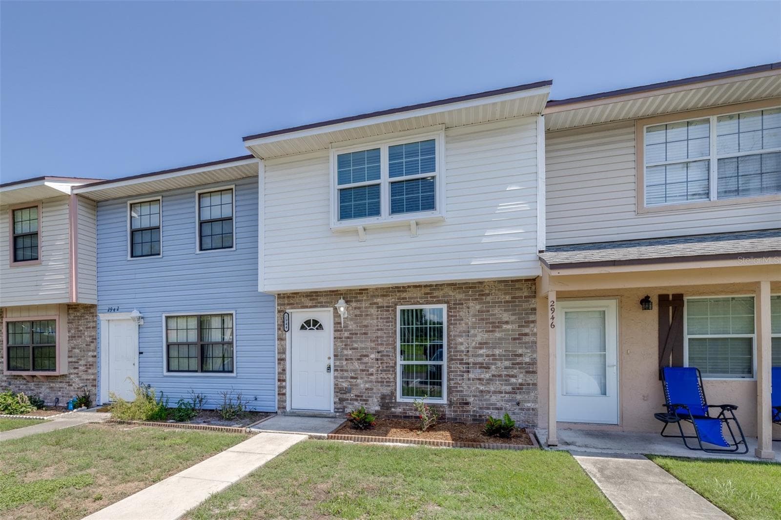 Townhouse at 2944 MORGAN COMBEE RD, LAKELAND, photo 2 of 45