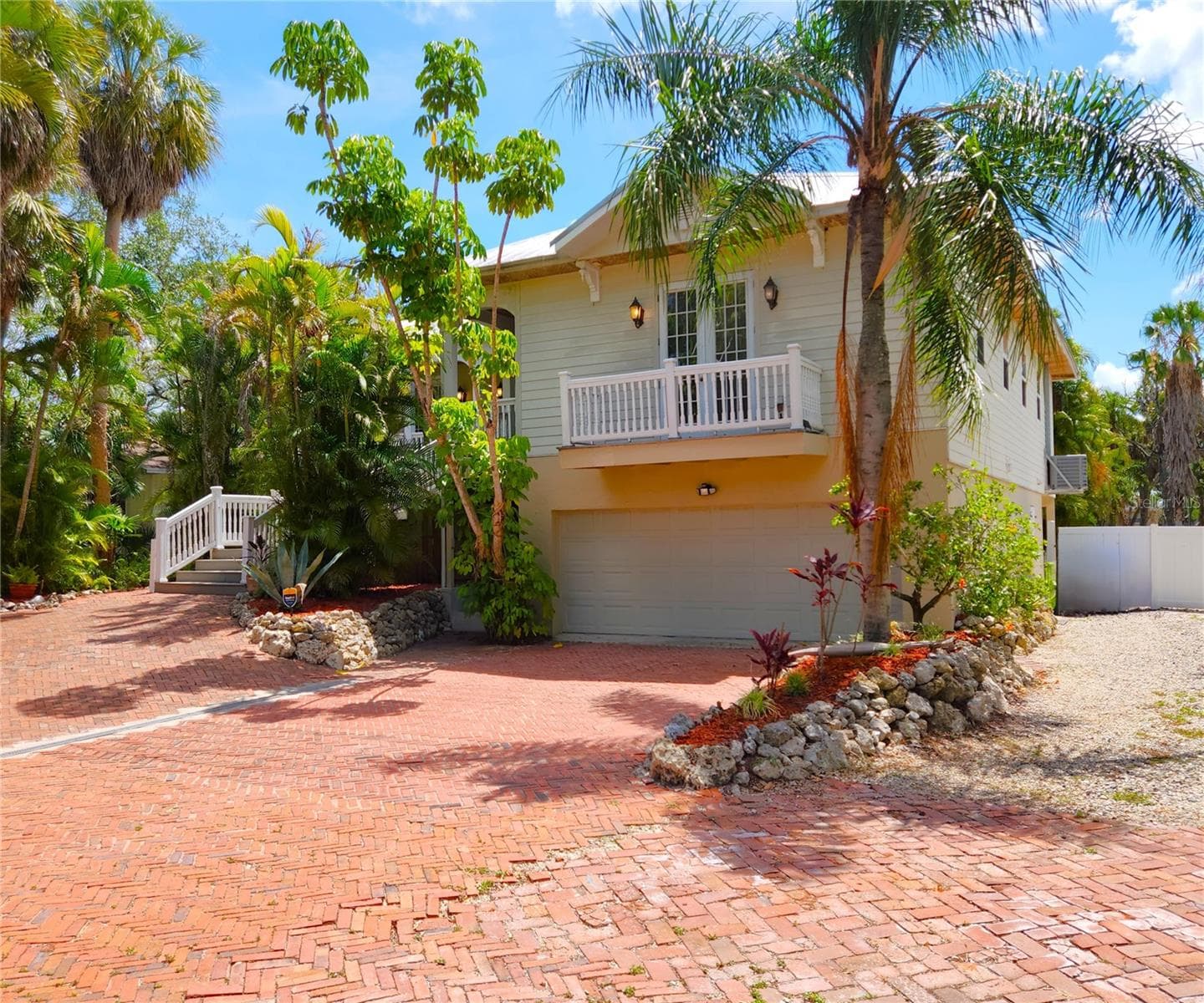 Single Family Residence at 102 17TH ST NE, BRADENTON, photo 5 of 66