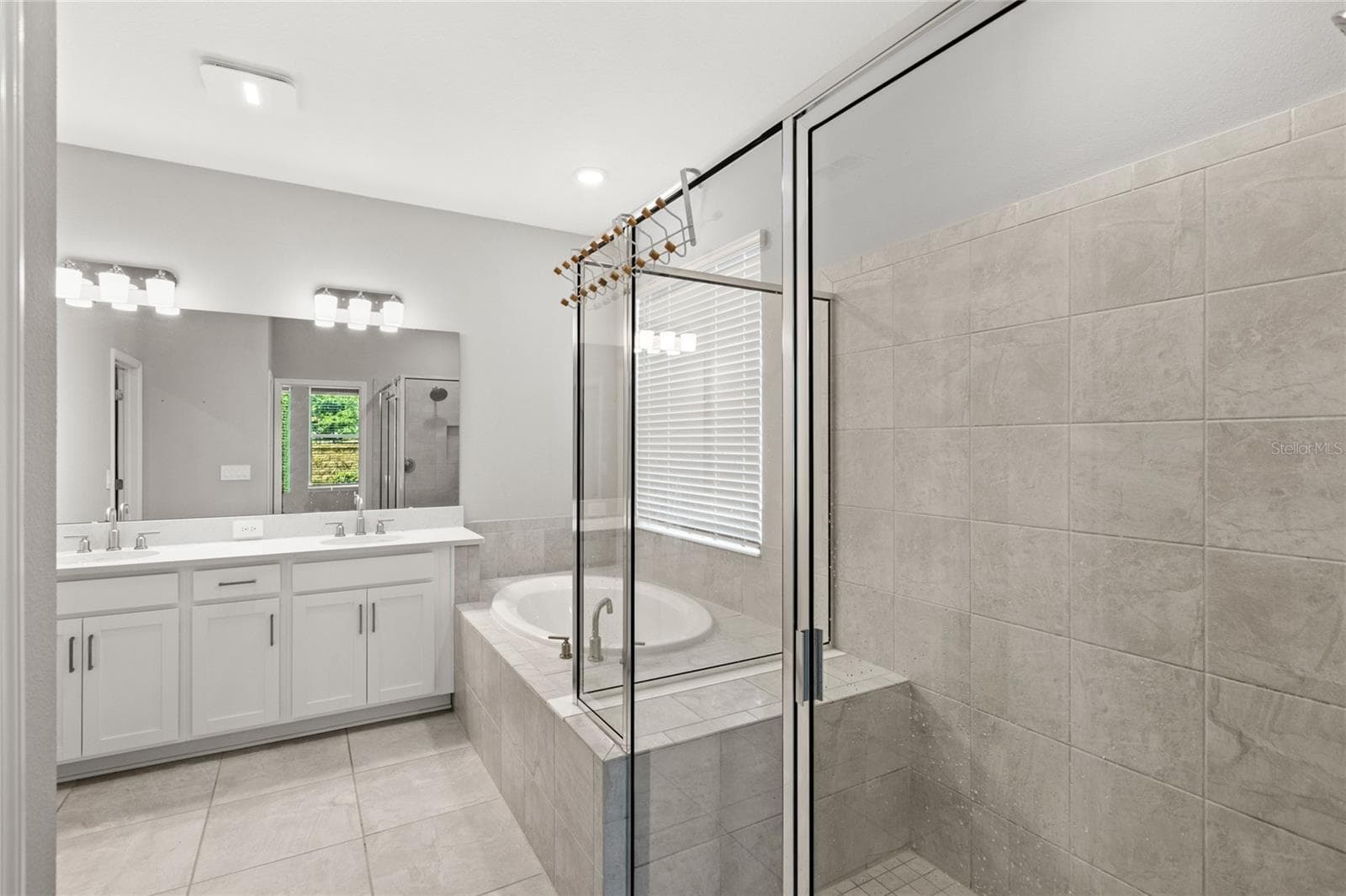 Primary en suite - 2146 RIDGE POINTE LN, CLERMONT