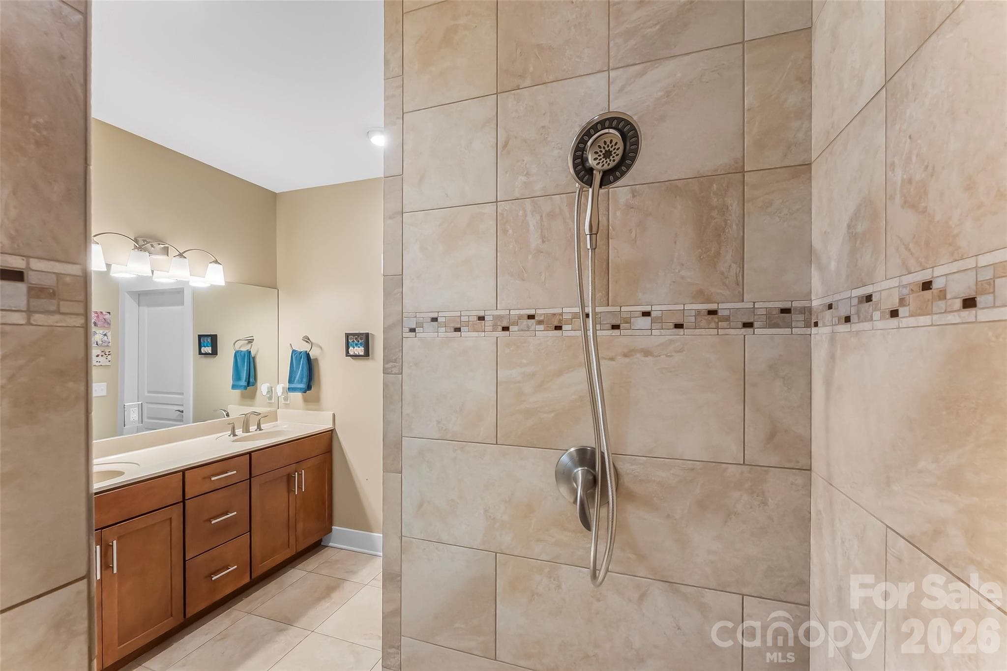 Large Walk in shower - 15 Craftsman View Drive, Asheville