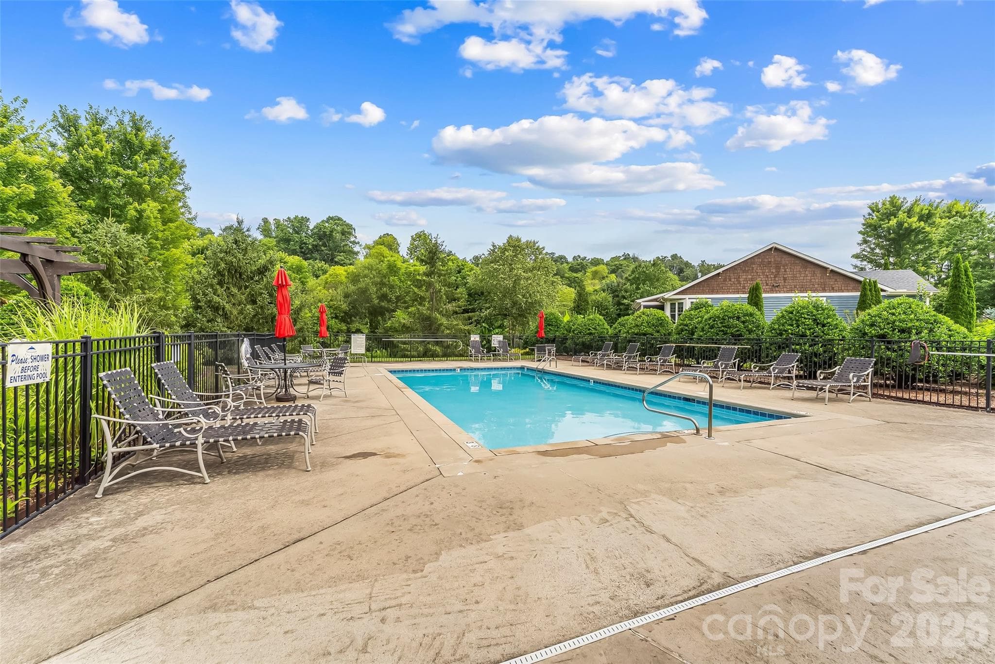 Community pool - 15 Craftsman View Drive, Asheville