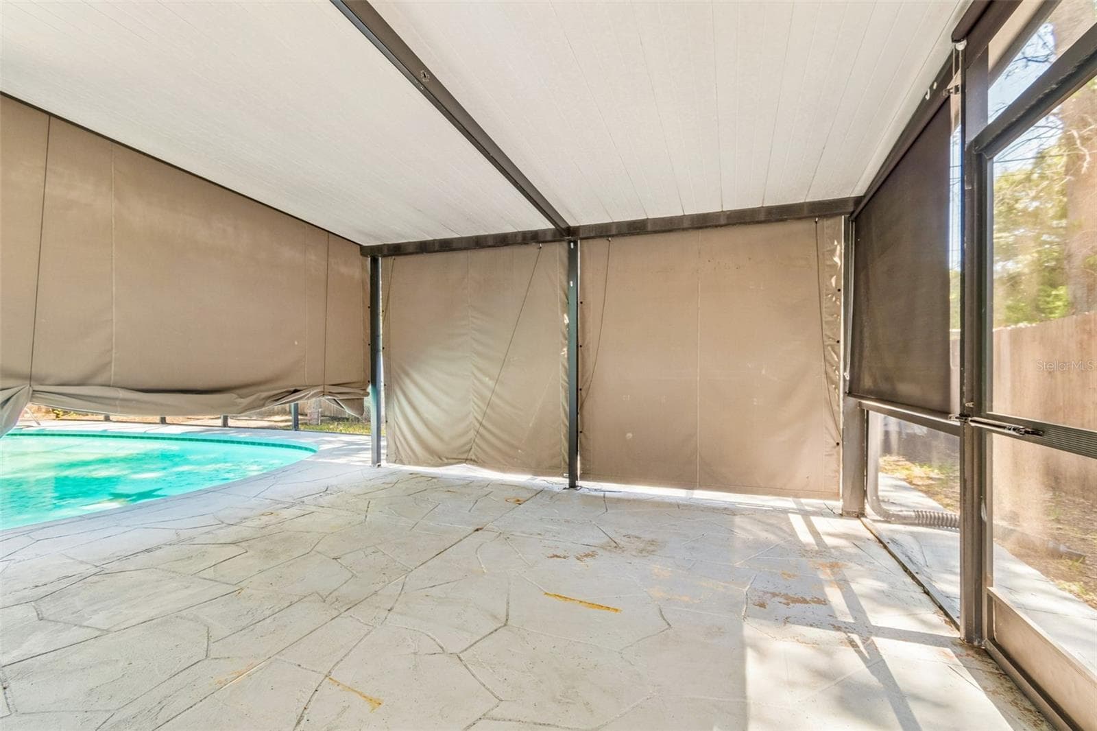 Single Family Residence at 1555 MAGNOLIA DR, CLEARWATER, photo 54 of 57