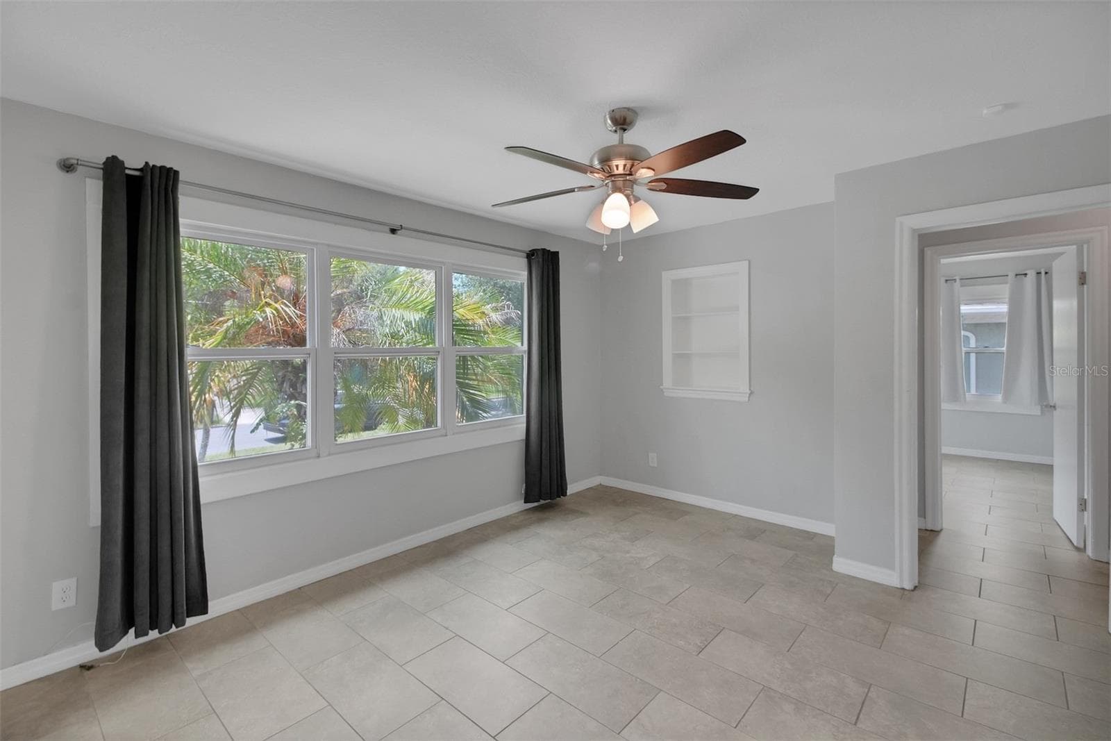Living Room - 301 S HAMPTON AVE, ORLANDO