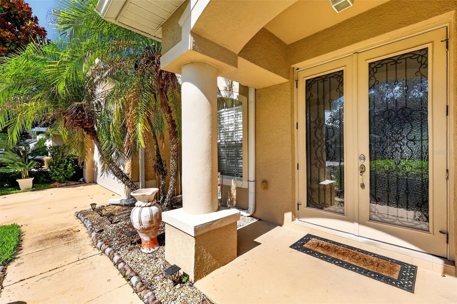Single Family Residence at 1766 OAK GROVE CHASE DR, ORLANDO, photo 2 of 37