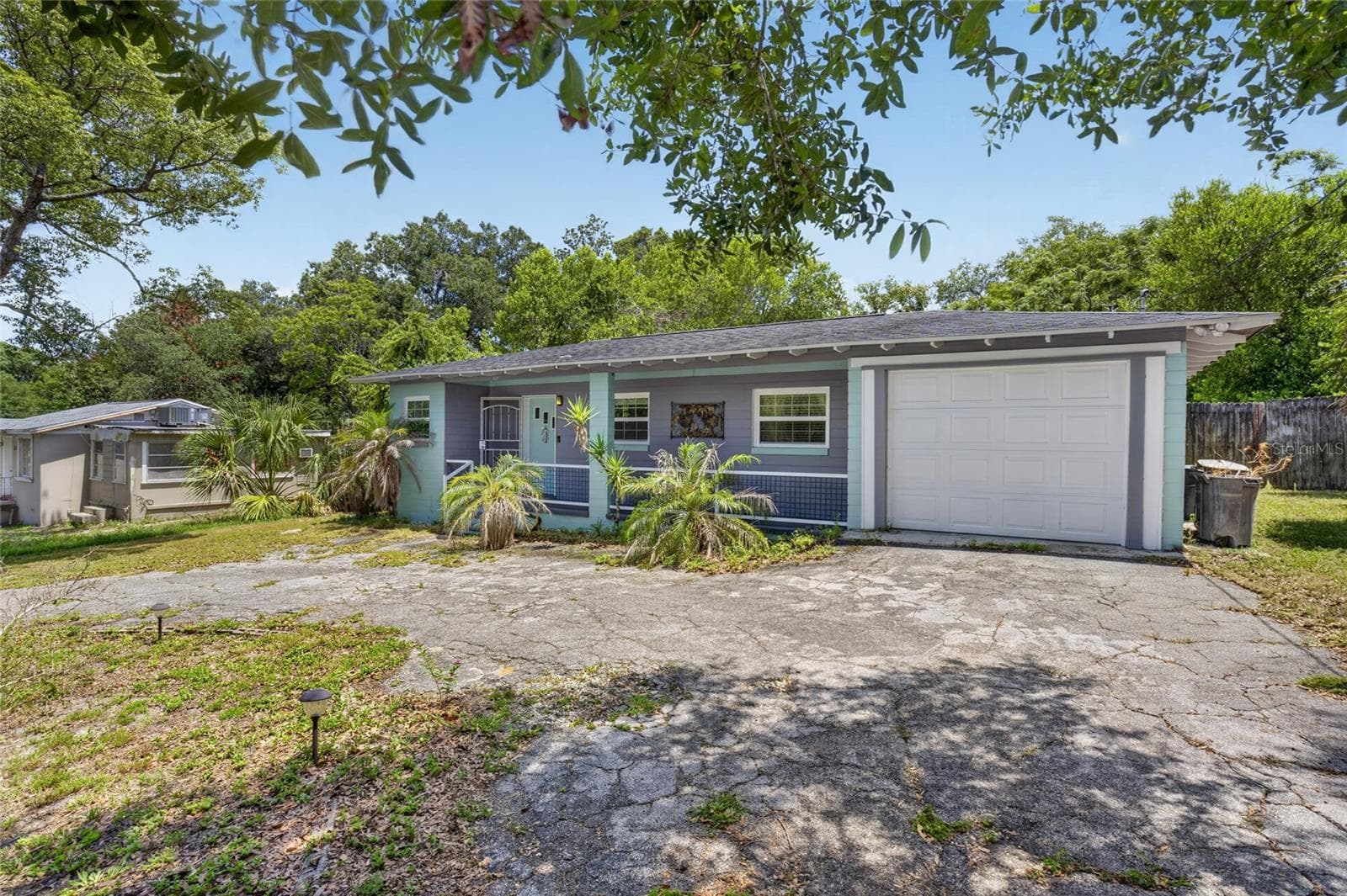 Single Family Residence at 129 COLOMBA RD, DEBARY, photo 5 of 30