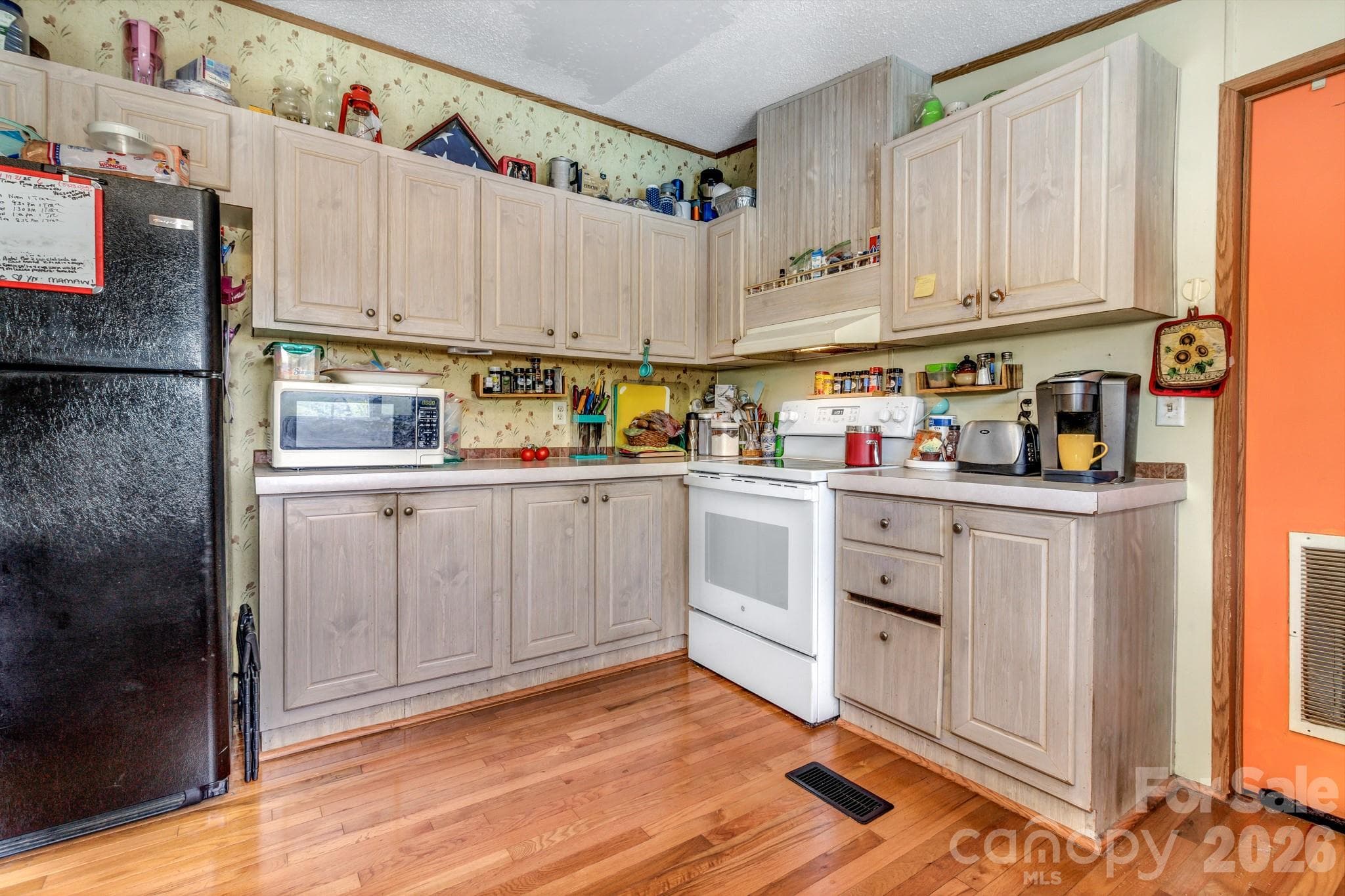 Single Family Residence at 147 High Valley Estates Drive, Alexander, photo 7 of 20