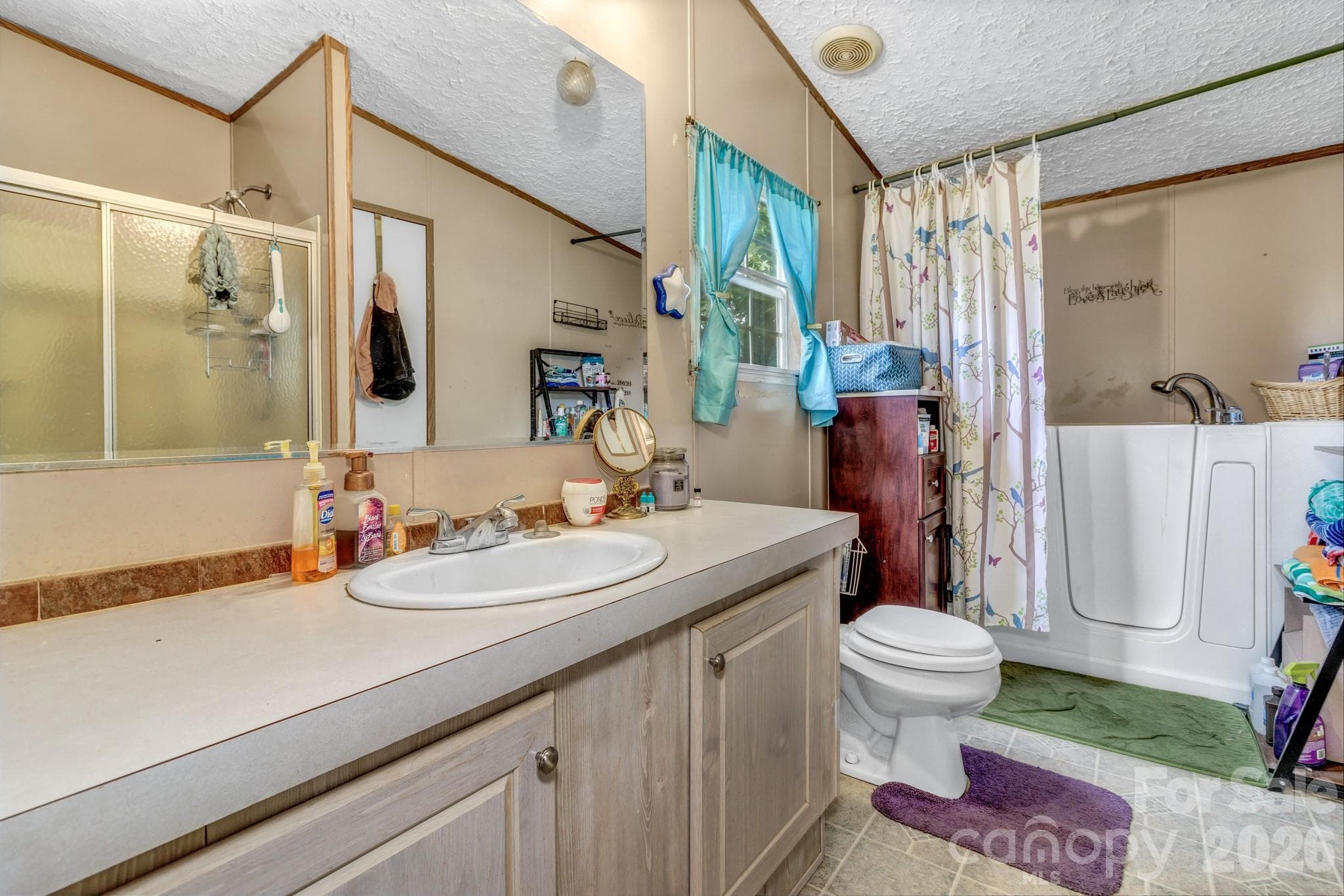 Single Family Residence at 147 High Valley Estates Drive, Alexander, photo 13 of 20
