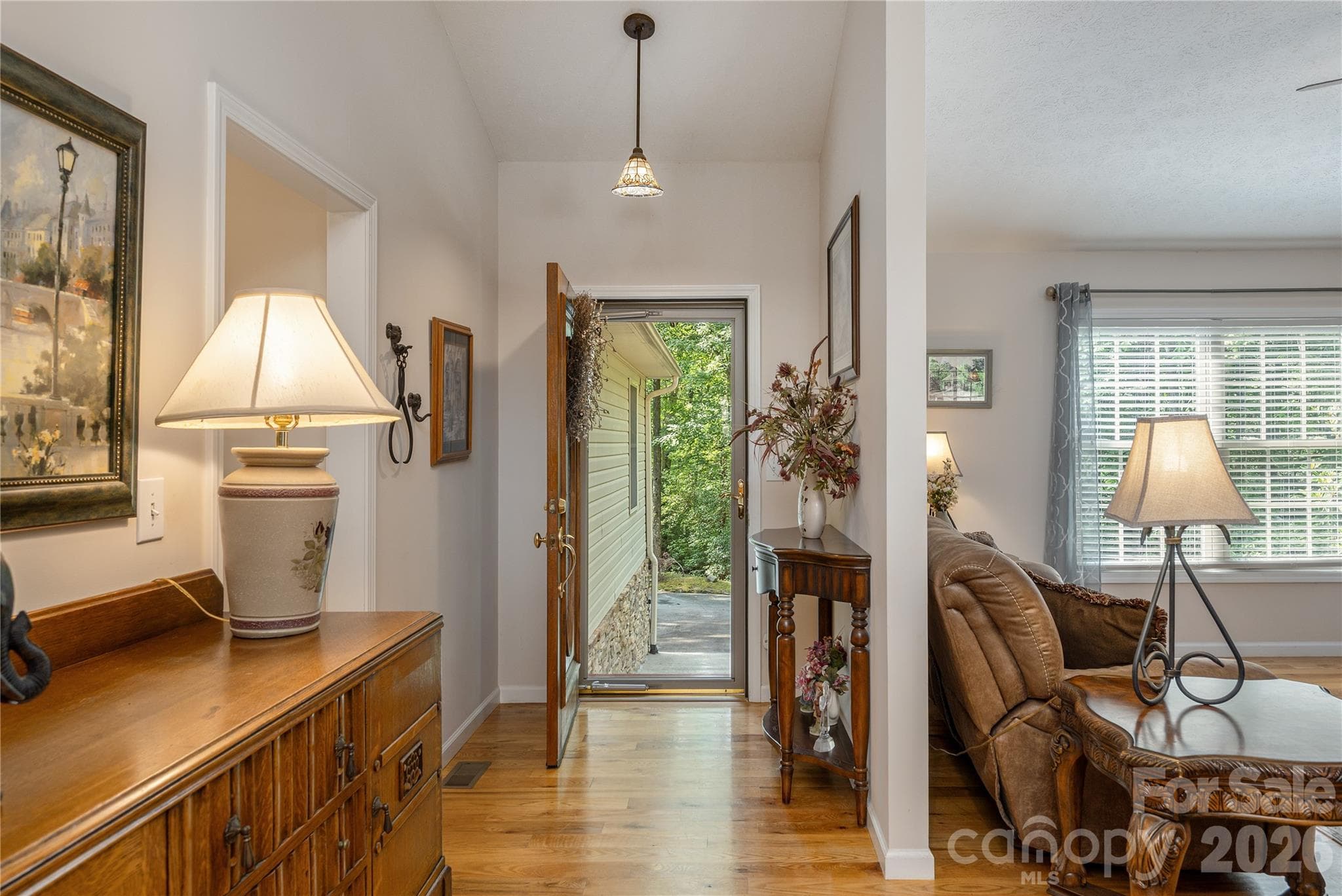 Lovely Entryway - Brevard