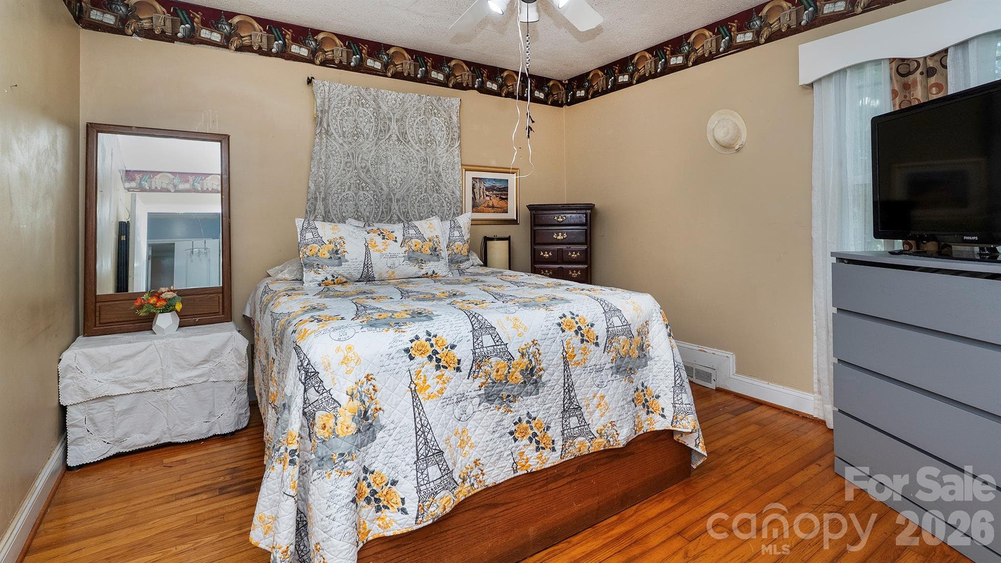 Single Family Residence at 7816 E Lane Drive, Charlotte, photo 21 of 27