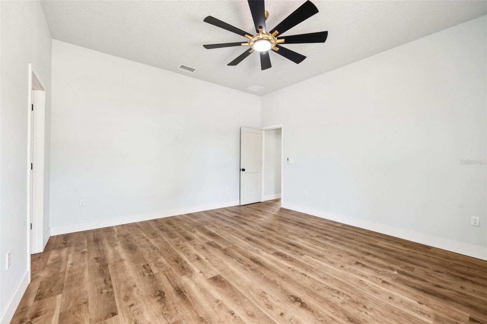 Left rear Bedroom - 1623 MAGNOLIA AVE, DELAND