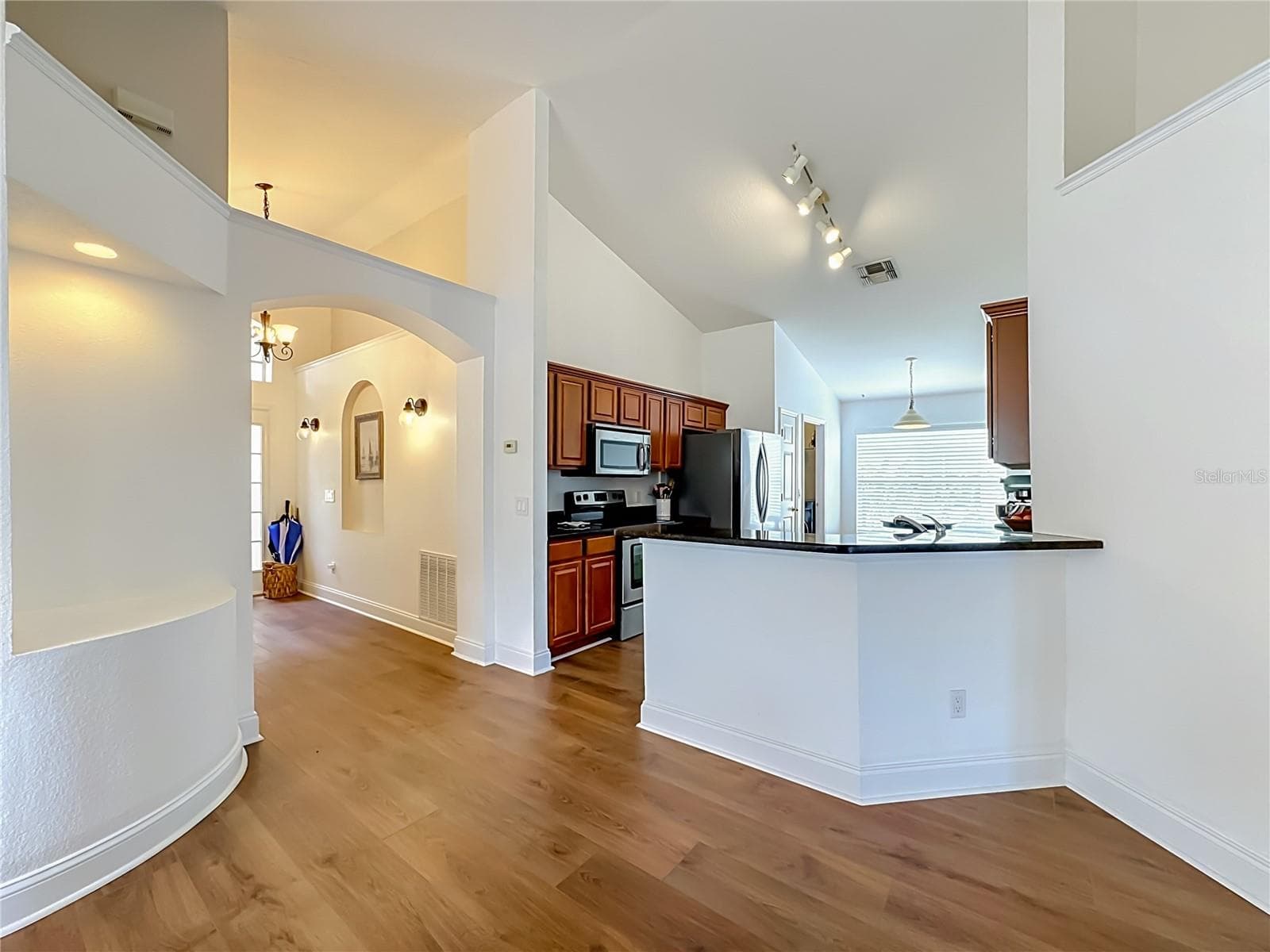 Single Family Residence at 7016 JAMESTOWN MANOR DR, RIVERVIEW, photo 19 of 88