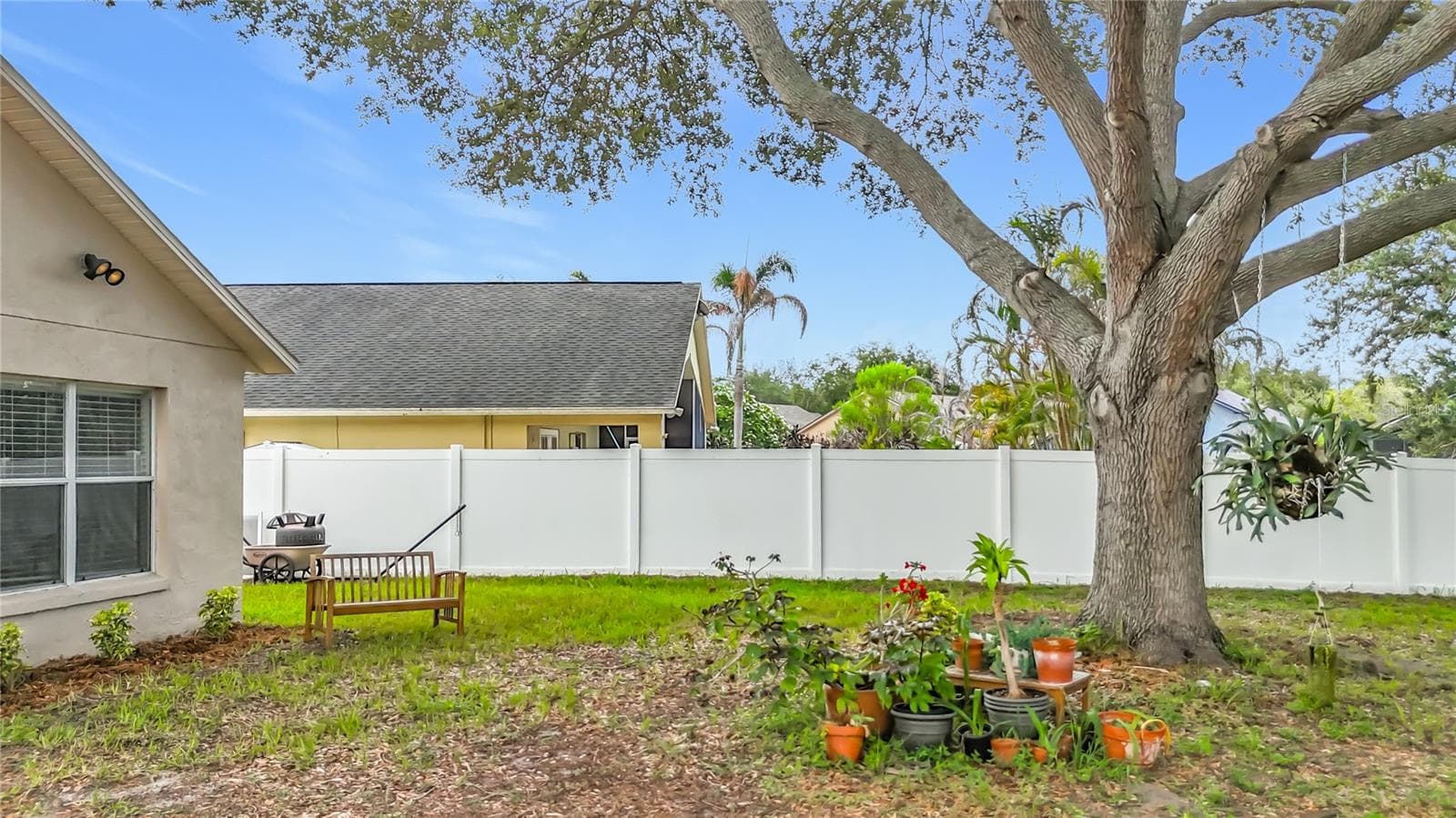Single Family Residence at 7016 JAMESTOWN MANOR DR, RIVERVIEW, photo 52 of 88