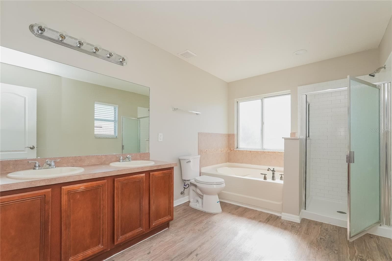 Single Family Residence at 12125 FOX BLOOM AVE, GIBSONTON, photo 13 of 15