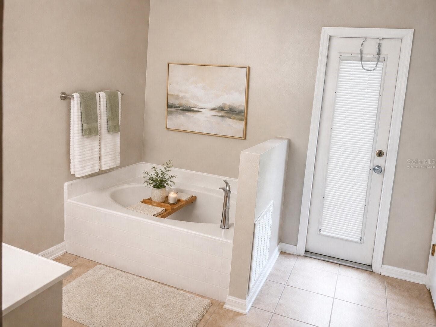 virtually staged - primary bath - 539 GRANITE CIR, CHULUOTA
