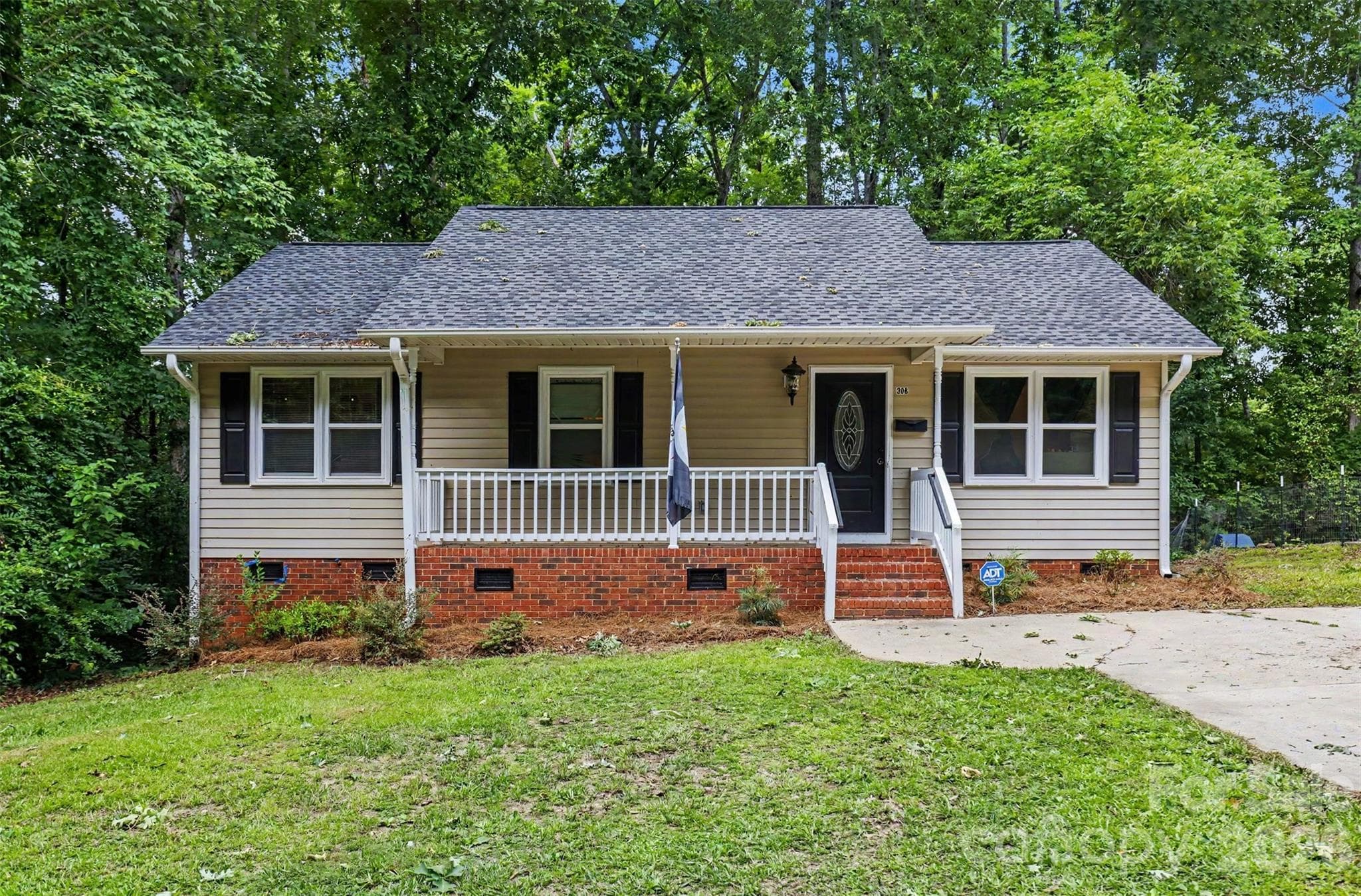 Single Family Residence at Lancaster, photo 2 of 28