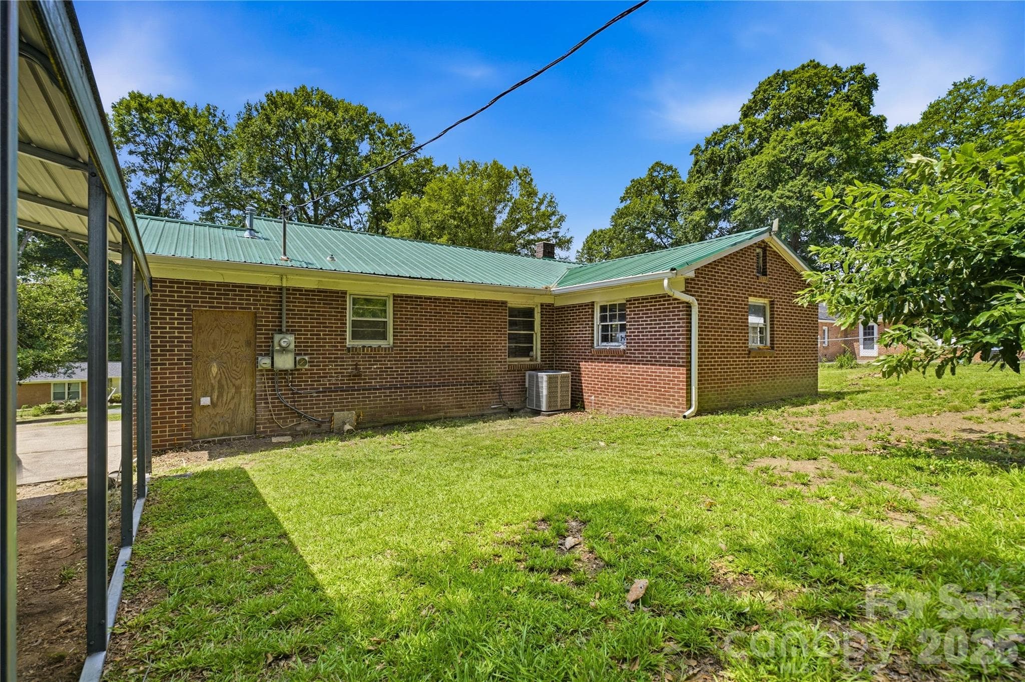 Single Family Residence at 307 Dutchman Avenue, Mount Holly, photo 16 of 18