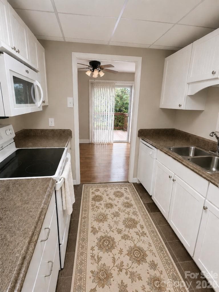 Townhouse at 99 Willow Way, Hendersonville, photo 25 of 91